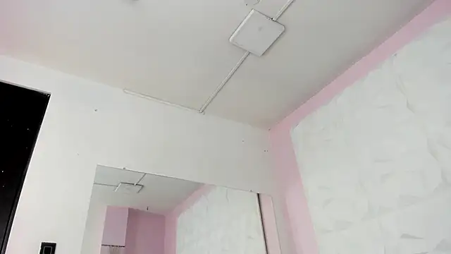 Valeriagomez  online show from 10-21-25, 12:28