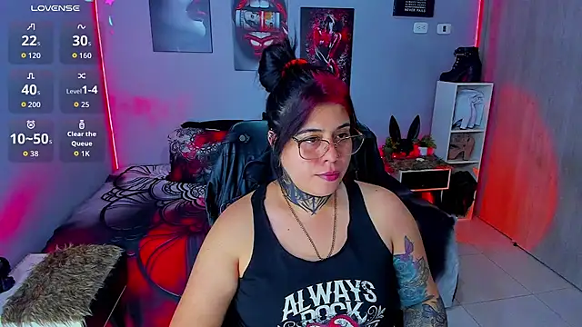 Veronika metal online show from 09-14-25, 03:27