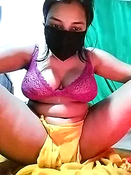 Snapshot of kusum_girl chatting on 03-13-25, 05:11 kusum girl online show from 03-13-25, 05:11