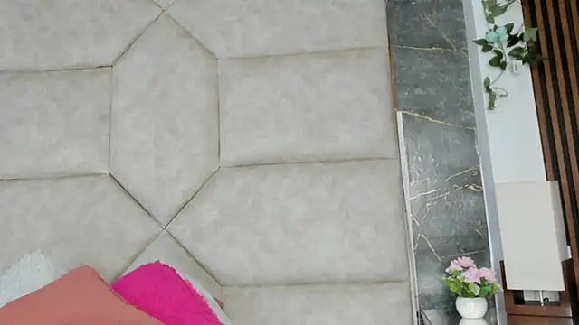 Vaiolett Smith online show from 12-01-25, 12:21