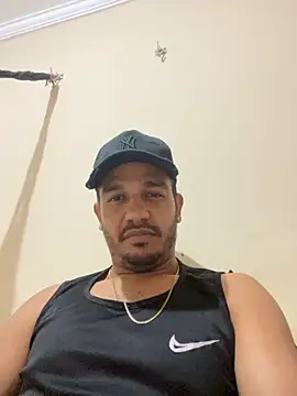 Lindp190194 online show from 11-18-25, 06:01