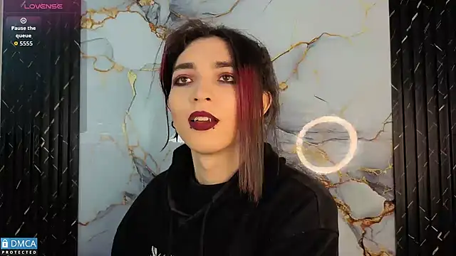 MaeveKuro online show from 11-04-25, 03:38