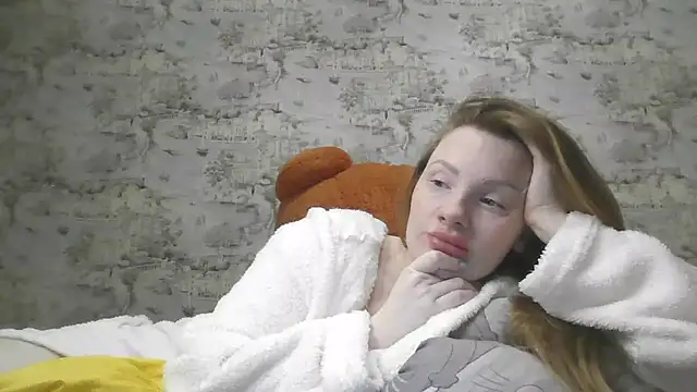 Eveline May online show from 02-28-25, 01:15