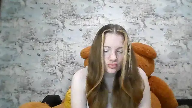 Eveline May online show from 11-06-25, 03:02