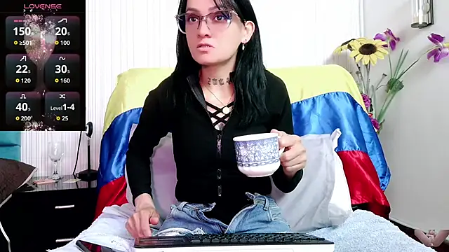 anastaciafire25 online show from 10-07-25, 06:49