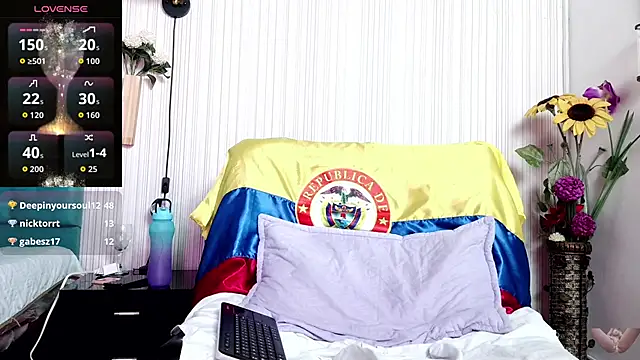 anastaciafire25 online show from 10-31-25, 08:15