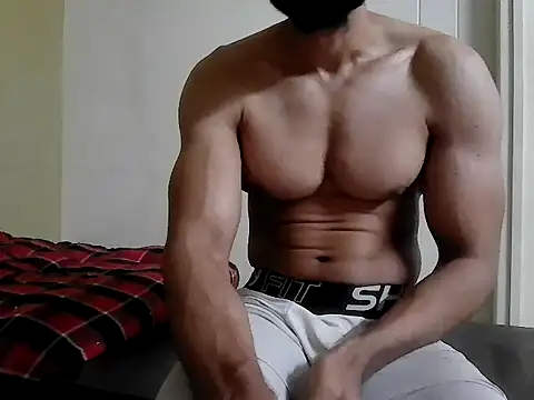 Snapshot of fitbuddy1 chatting on 09-13-25, 08:58 fitbuddy1 online show from 09-13-25, 08:58