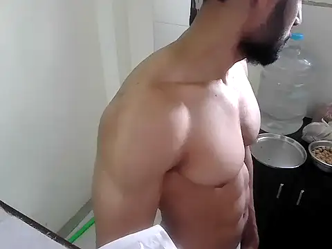 Snapshot of fitbuddy1 chatting on 09-17-25, 09:00 fitbuddy1 online show from 09-17-25, 09:00