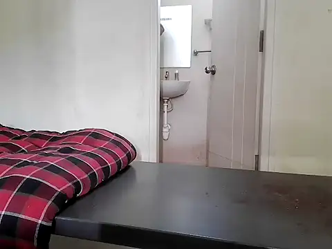 Snapshot of fitbuddy1 chatting on 09-30-25, 10:09 fitbuddy1 online show from 09-30-25, 10:09