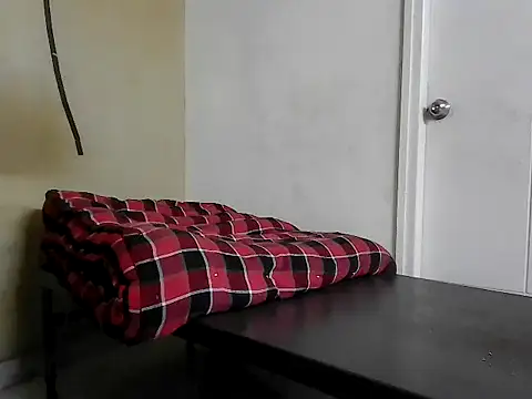 Snapshot of fitbuddy1 chatting on 10-19-25, 08:20 fitbuddy1 online show from 10-19-25, 08:20