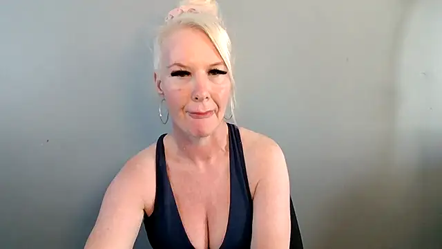 Blonde-Grace online show from 06-08-26, 03:01