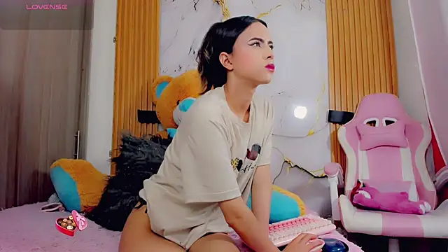 ValeriCardenas online show from 09-11-25, 12:00