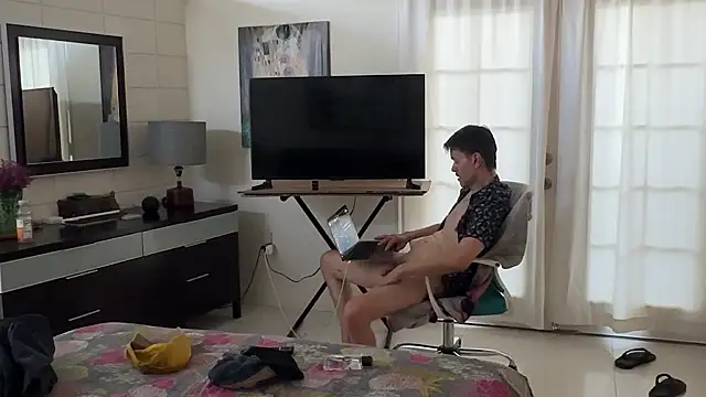 webtonight online show from 02-26-25, 01:21