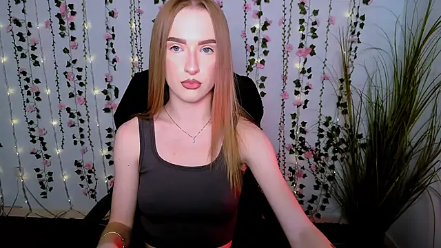 Snapshot of doll_vey chatting on 09-11-25, 12:49 doll vey online show from 09-11-25, 12:49