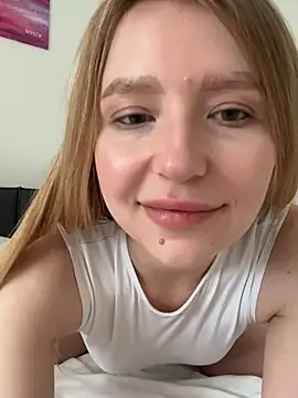 Snapshot of EvaBrooklyn chatting on 03-02-25, 02:32 EvaBrooklyn online show from 03-02-25, 02:32