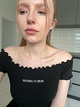 Snapshot of EvaBrooklyn chatting on 03-06-25, 02:51 EvaBrooklyn online show from 03-06-25, 02:51