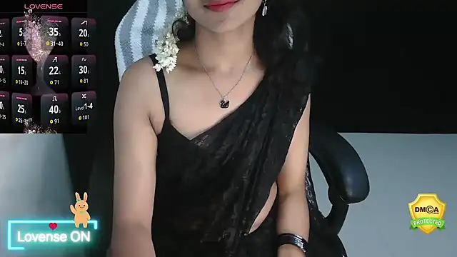 Snapshot of fullmoan chatting on 10-07-25, 05:21 fullmoan online show from 10-07-25, 05:21