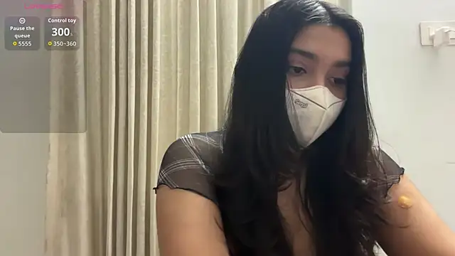 Snapshot of oviyakalra chatting on 09-25-25, 02:26 oviyakalra online show from 09-25-25, 02:26