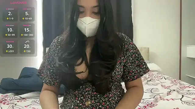 Snapshot of oviyakalra chatting on 11-26-25, 05:19 oviyakalra online show from 11-26-25, 05:19