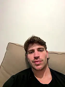 Snapshot of shuki0101 chatting on 01-10-26, 02:13 shuki0101 online show from 01-10-26, 02:13