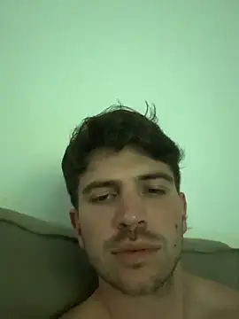 Snapshot of shuki0101 chatting on 02-21-26, 04:46 shuki0101 online show from 02-21-26, 04:46