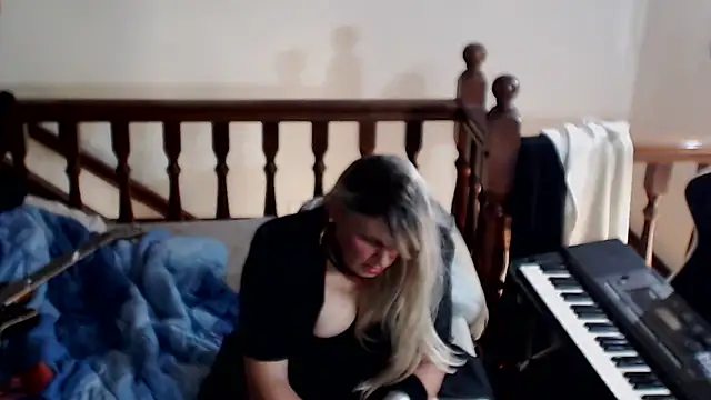 emmex671 online show from 03-10-26, 07:46