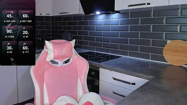 EmmaVictori1 online show from 03-29-26, 08:25