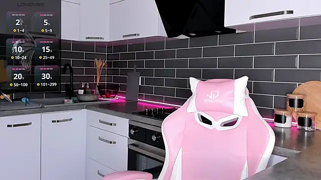 ShaiyaMinn3 online show from 03-17-25, 09:13