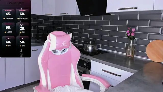 ShaiyaMinn3 online show from 10-26-25, 05:08