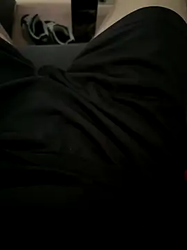 Snapshot of Bubatz28 chatting on 10-10-25, 09:30 Bubatz28 online show from 10-10-25, 09:30