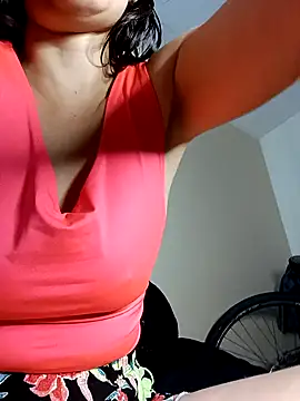 Snapshot of Ali3Martin chatting on 03-10-25, 04:25 Ali3Martin online show from 03-10-25, 04:25