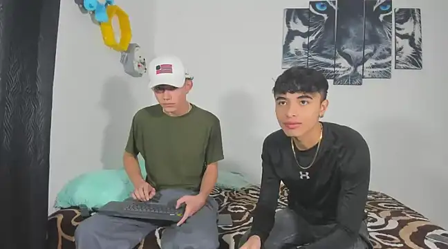 Maxxi hot23 online show from 03-13-25, 01:18