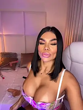 Amylewisq online show from 03-06-25, 04:30