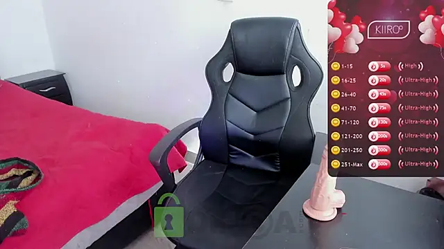 Snapshot of Juana_blackm chatting on 11-26-25, 07:15 Juana blackm online show from 11-26-25, 07:15