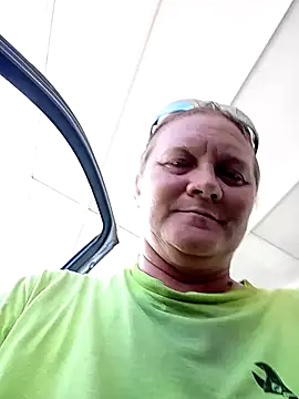 wetnwildforyou online show from 10-06-25, 06:49