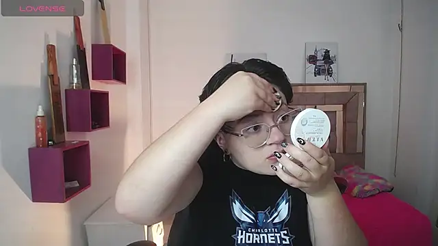 safyka online show from 11-12-25, 09:36