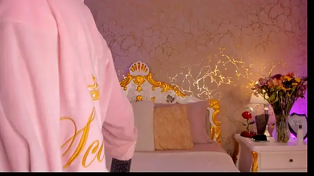 ScarlettWallace online show from 03-12-26, 10:05