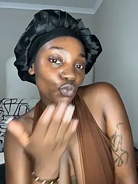 PrincessTamara online show from 12-15-25, 08:35