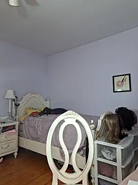 Victoriatv1 online show from 04-25-26, 11:13