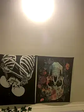 Snapshot of 1Zoey101 chatting on 11-14-25, 10:47 1Zoey101 online show from 11-14-25, 10:47