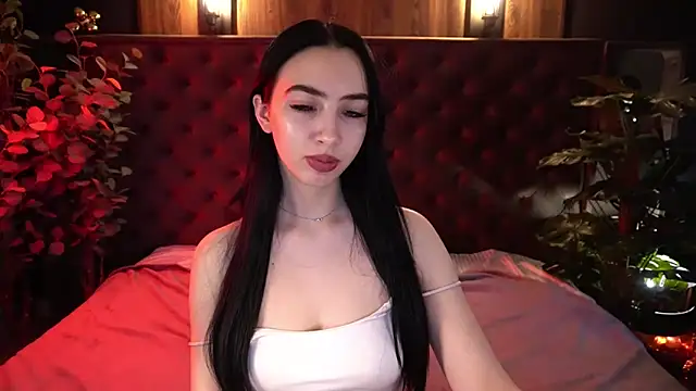 WildKittenX  online show from 02-10-26, 06:50