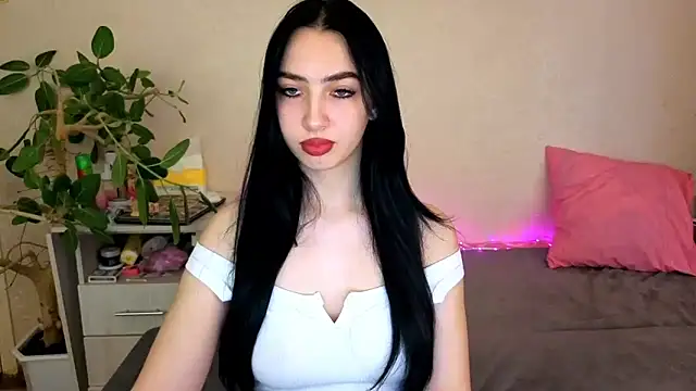 WildKittenX  online show from 05-20-26, 05:13