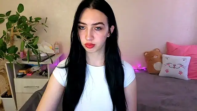 WildKittenX  online show from 05-24-26, 05:01