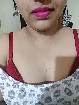 Snapshot of pallu_telgu_kannada chatting on 03-07-25, 05:17 pallu telgu kannada online show from 03-07-25, 05:17