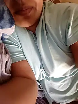 Snapshot of pallu_telgu_kannada chatting on 03-10-25, 10:37 pallu telgu kannada online show from 03-10-25, 10:37