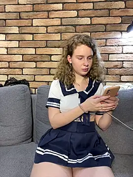 Snapshot of nemesidaM chatting on 03-17-25, 10:27 nemesidaM online show from 03-17-25, 10:27