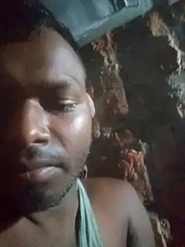 Snapshot of deshiwife26 chatting on 09-23-25, 12:35 deshiwife26 online show from 09-23-25, 12:35