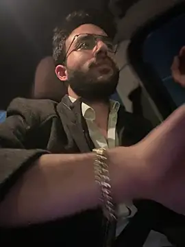 Snapshot of YJeromZCoxk chatting on 03-11-25, 07:58 YJeromZCoxk online show from 03-11-25, 07:58