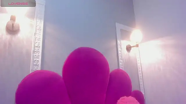 Bonniie 22 online show from 12-04-25, 02:04