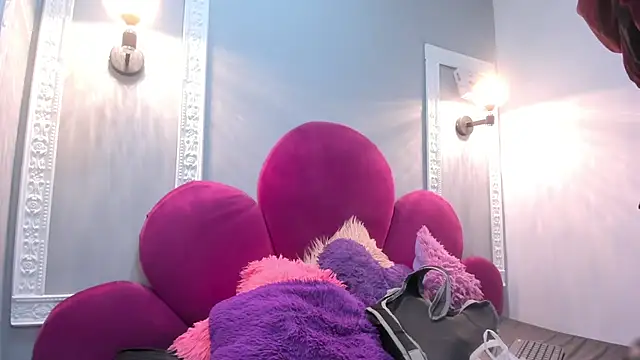 Bonniie 22 online show from 04-09-26, 07:19